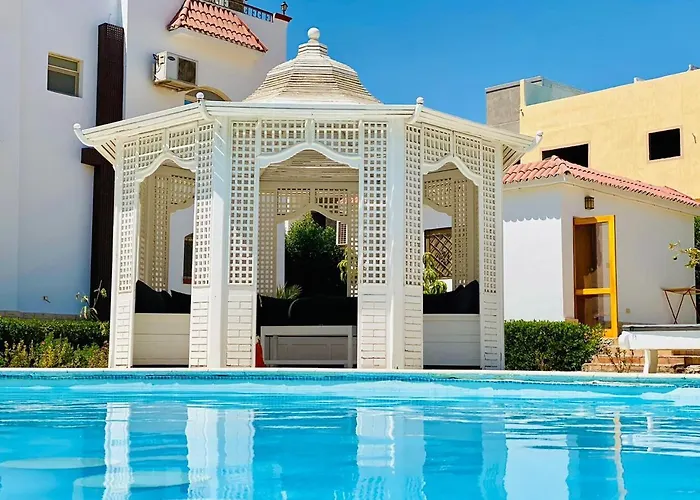 Villa Happiness Majawish, Close To The Center