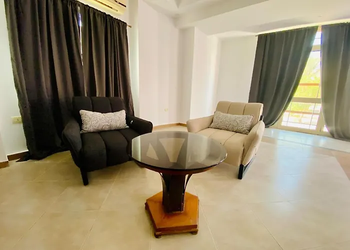 Villa Happiness Majawish, Close To The Center